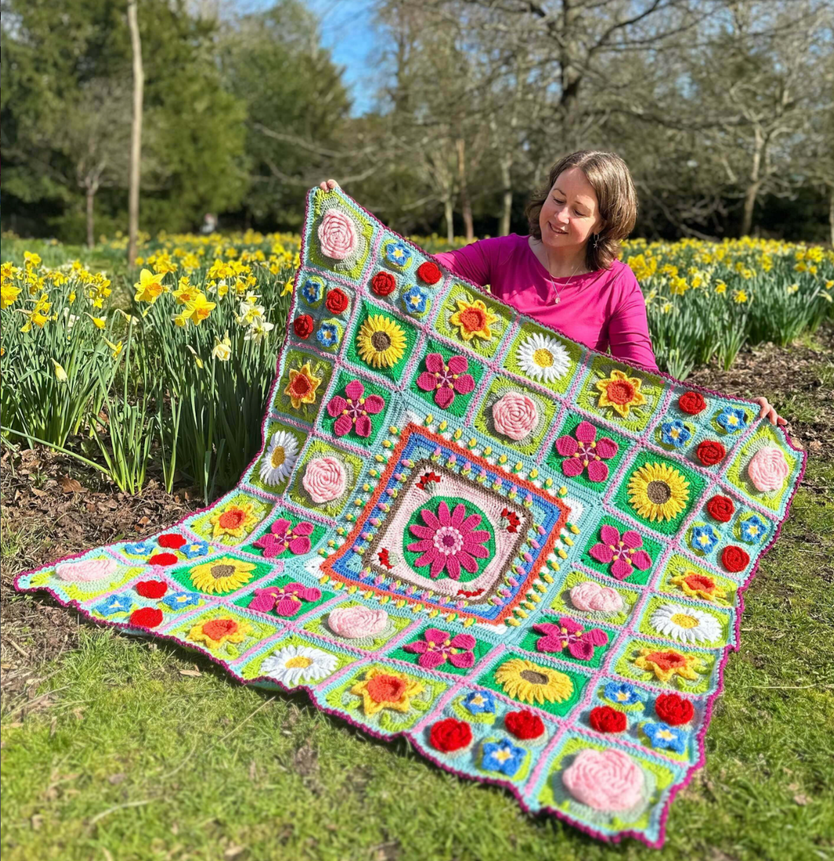 Eleanora Tully (Coastal Crochet) - King Cole CAL - Say It With Flowers (Cottonsoft DK Pack)